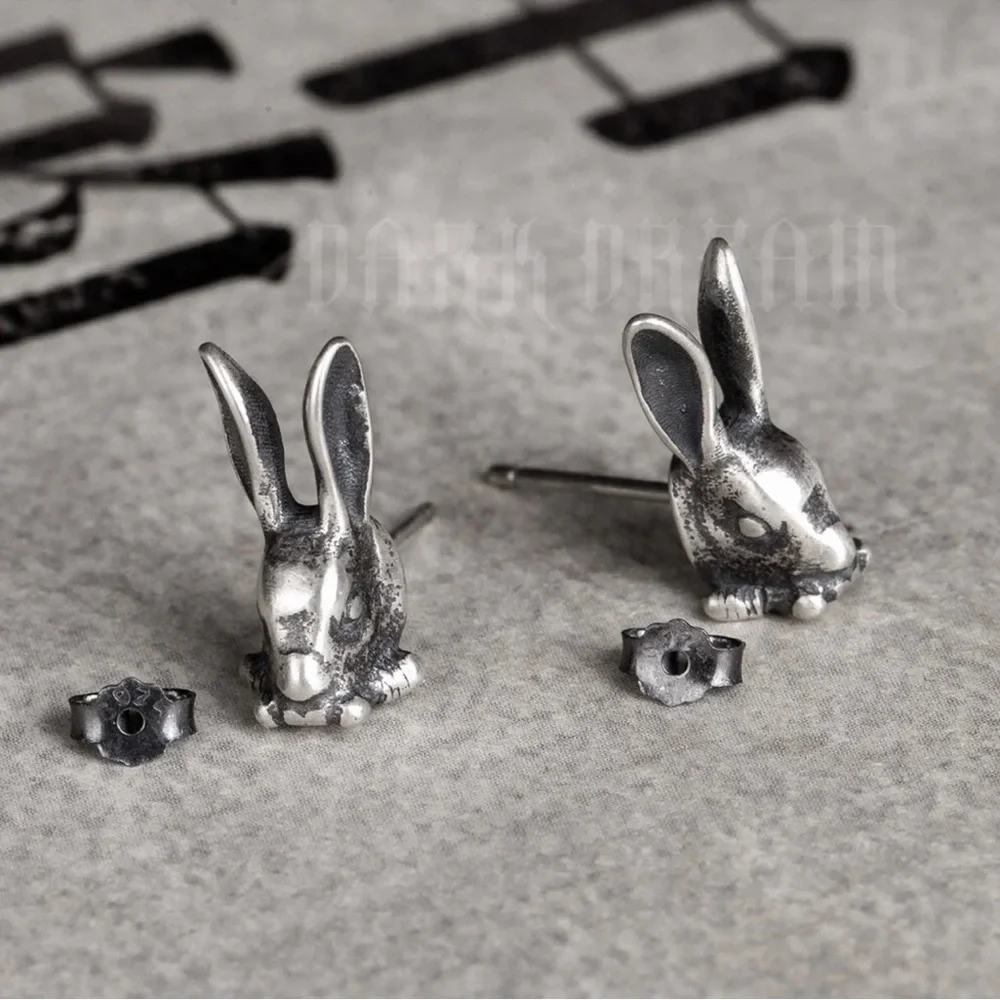 Single Accent S925 Sterling Silver Retro Punk Rabbit Stud Earring